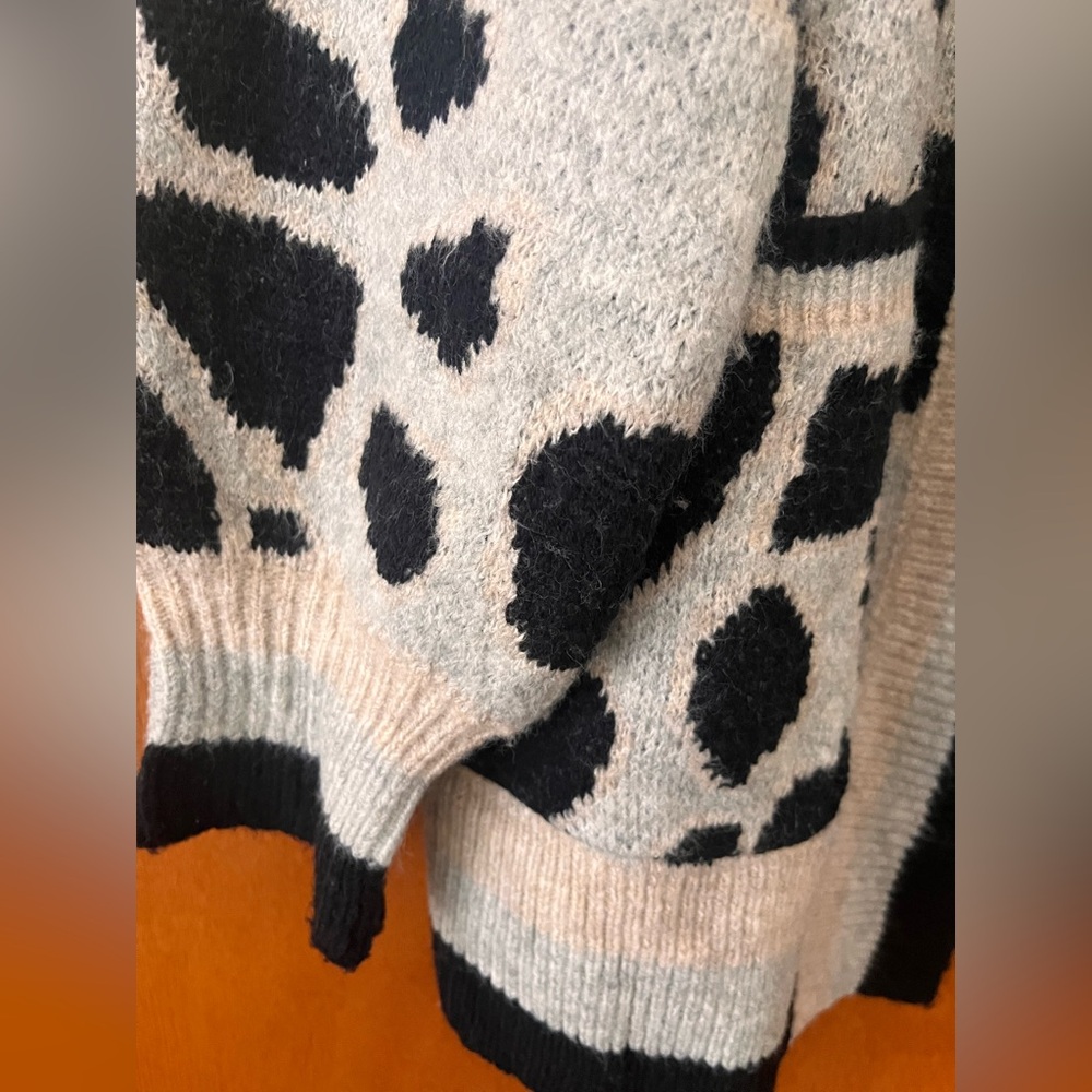 NWT Miracle Leopard Print Open Front Cardigan Sweater with two front pockets - Picture 3 of 6